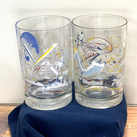 2 Walt Disney World Remember The Magic 25th Anniversary Glasses Mickey Goofy - Picture 2 of 6